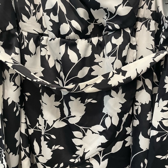 Lane Bryant Blouse - Picture 2 of 10